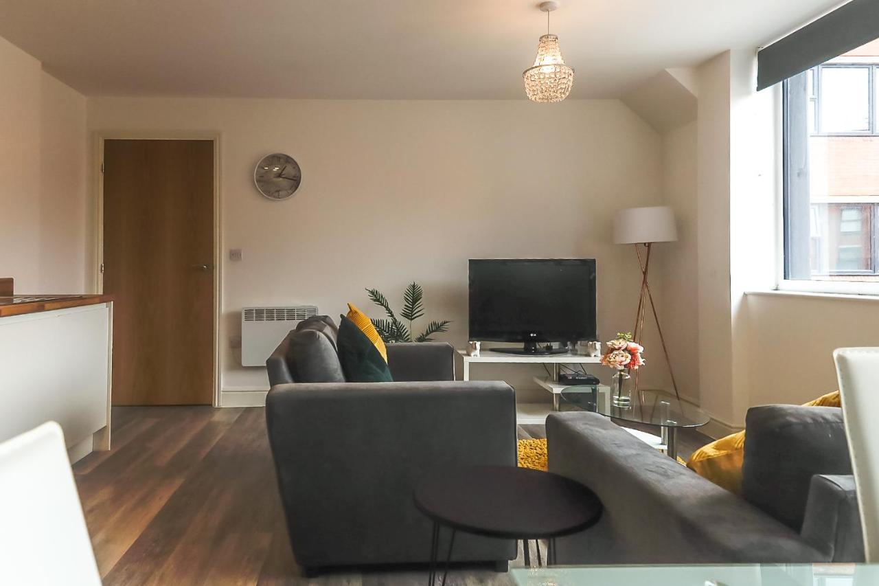 דרבי Comfort Apartments - Ideal For Contractors מראה חיצוני תמונה